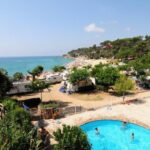 Bungalows baratos en camping de playa: La opción perfecta para tus vacaciones