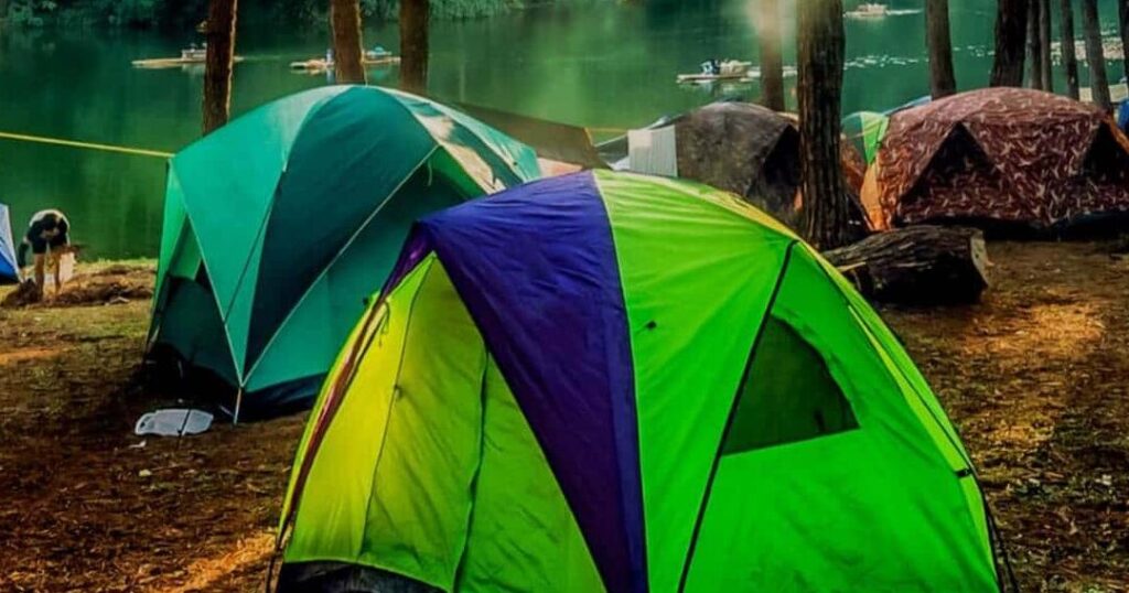 Descubre campings con caravanas cerca de mí y disfruta de la naturaleza 1 Descubre campings con caravanas cerca de mí y disfruta de la naturaleza