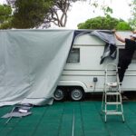 Descubre la caravana Knaus Azur 465: ¡La comodidad sobre ruedas!