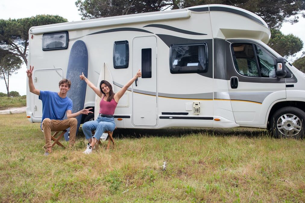 Descubre la libertad de viajar: Alquiler de caravanas en Chiclana 1 Descubre la libertad de viajar: Alquiler de caravanas en Chiclana
