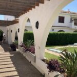 Descubre la magia del camping en Matalascañas en nuestro acogedor bungalow