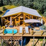Descubre la magia del camping en Segovia con nuestros acogedores bungalows