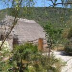 Descubre un alojamiento único en cabañas de teito