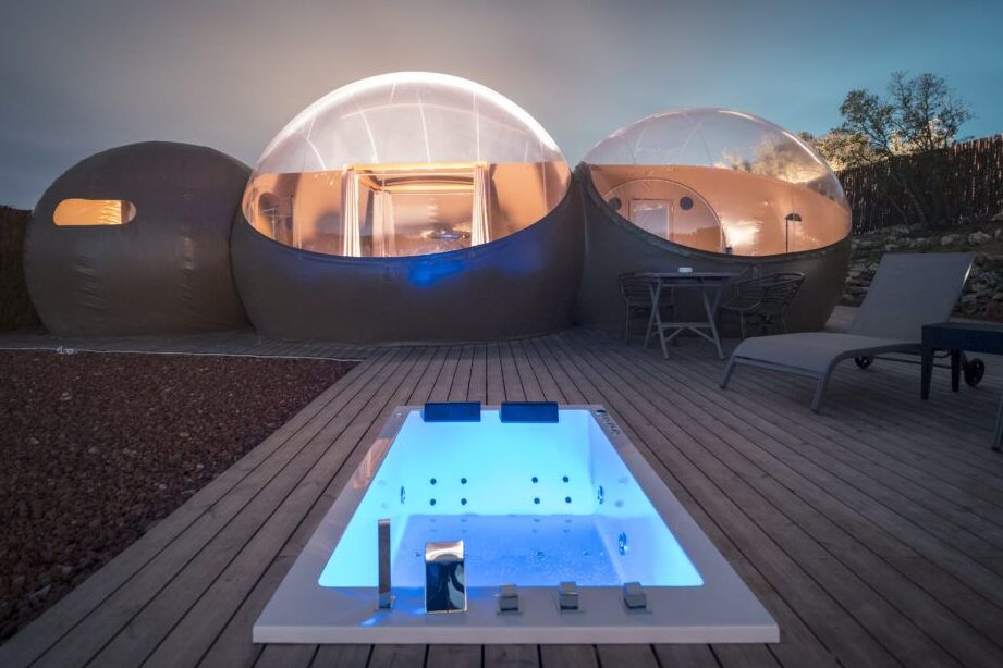 Disfruta del lujo en un camping con jacuzzi en Madrid 1 Disfruta del lujo en un camping con jacuzzi en Madrid
