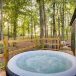 Escápate a la naturaleza: cabañas en el bosque con jacuzzi