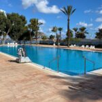 Experiencia única en camping: parcelas de lujo en La Manga para caravaning