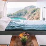 Inspírate con ideas únicas para decorar caravanas y viajar con estilo