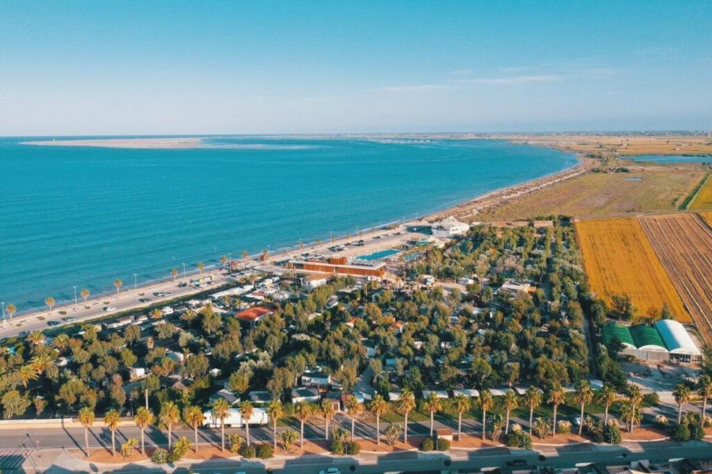 Playa de la Ampolla: Camping con Opiniones Increíbles 1 Playa de la Ampolla: Camping con Opiniones Increíbles