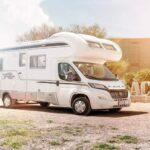 Protege tu caravana fija en el camping con nuestros seguros