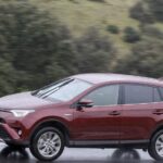 Rav4 Hybrid remolca sin esfuerzo una caravana