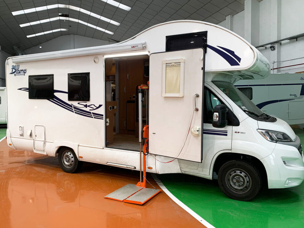 Venta de Caravana Adaptada para Minusválidos, ¡Oportunidad de Segunda Mano! 1 Venta de Caravana Adaptada para Minusválidos, ¡Oportunidad de Segunda Mano!