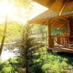 Descubre las encantadoras cabañas en los árboles de Castellón