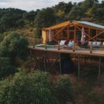 Encuentra encanto natural en nuestras cabañas de madera cerca de Madrid