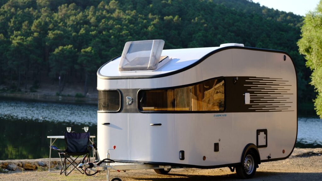 ¡Increíble oportunidad! Caravana Niewiadow de segunda mano en venta 1 ¡Increíble oportunidad! Caravana Niewiadow de segunda mano en venta